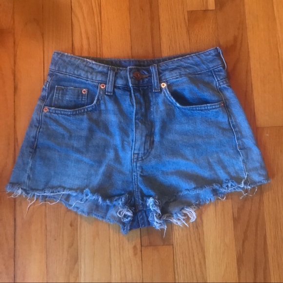 Divided Pants - LOVELY shorts!🍒